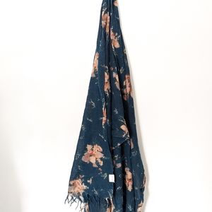Aritzia Wilfred Classic Wool Scarf